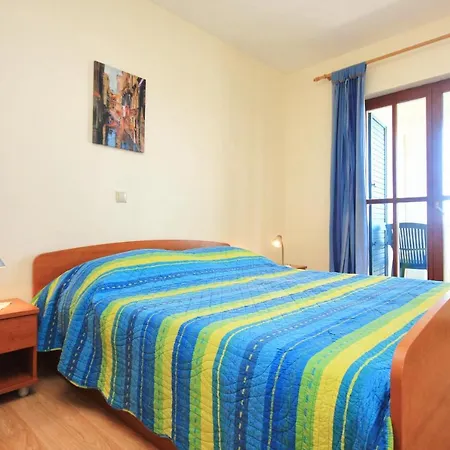 With Parking Space Orebic, Peljesac - 10157