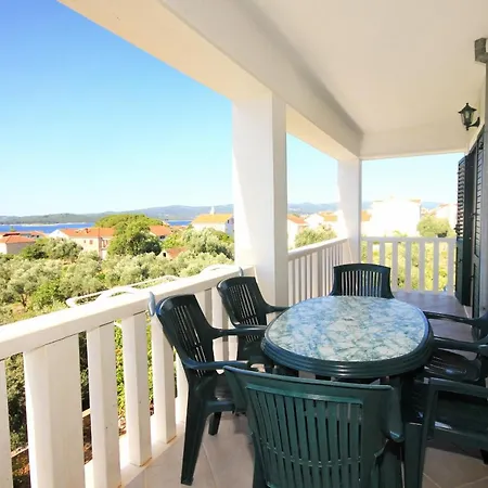 With Parking Space Orebic, Peljesac - 10157 Апартаменты